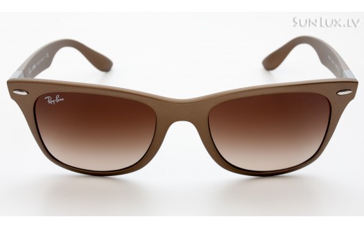Ray-Ban Wayfarer Liteforce (RB4195 603313 52mm) saules brilles